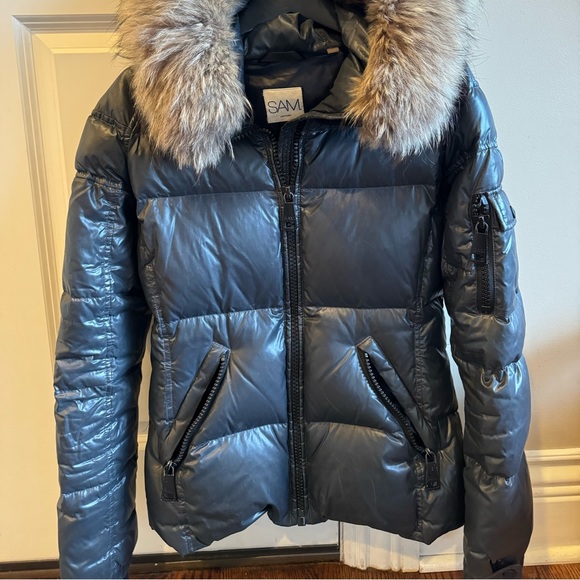 Sam Jacket with hooded Fur. Women - Picture 5 of 10